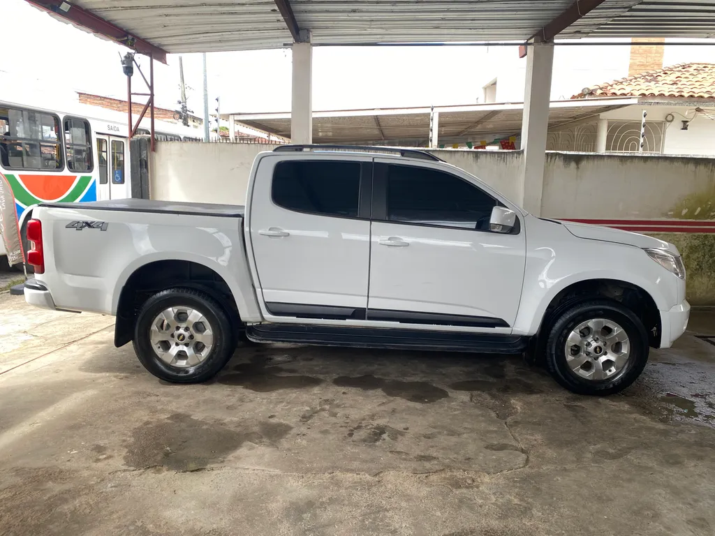 S10