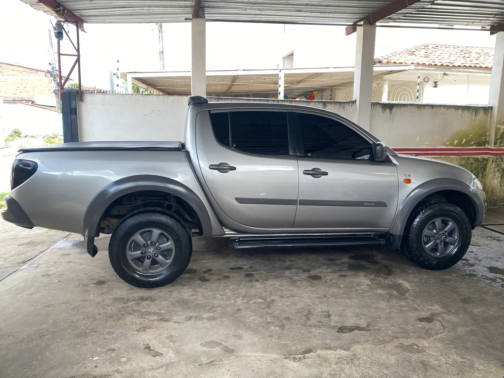 L200